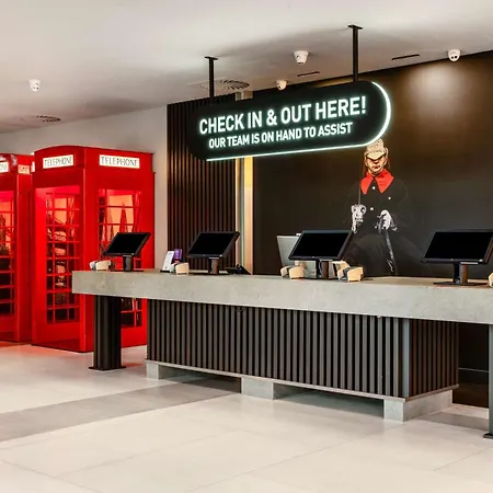 Radisson Red London Heathrow 4* Harmondsworth