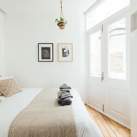 Apartment Stylish 2 Bedroom Flat With A Private Sauna *