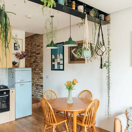 Apartment Stylish 2 Bedroom Flat With A Private Sauna Finchley