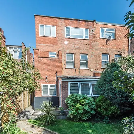 Stylish Apartment,12 Minutes Tube To Oxford Street,central London,ac,free Wifi Apartment