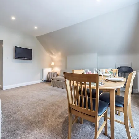 Apartment Stylish Apartment,12 Minutes Tube To Oxford Street,central London,ac,free Wifi London