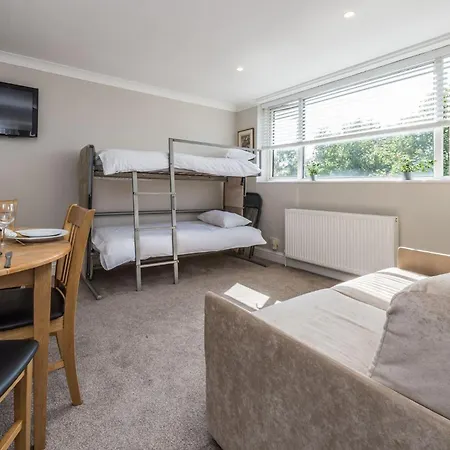Stylish Apartment,12 Minutes Tube To Oxford Street,central London,ac,free Wifi Apartment