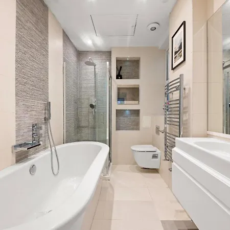 Sg, Knightsbridge With Garden Terrace By Harrods Apartment *