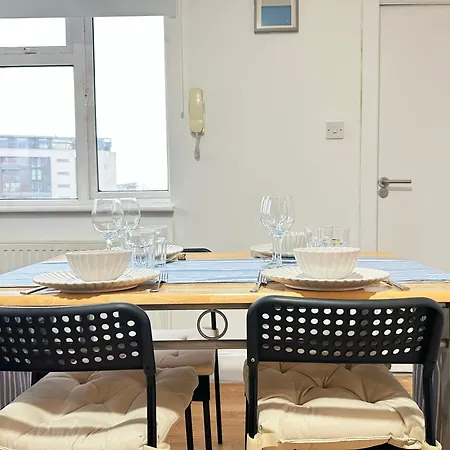 Wembley Stadium Serviced 2, 12mins To Central Apartment London