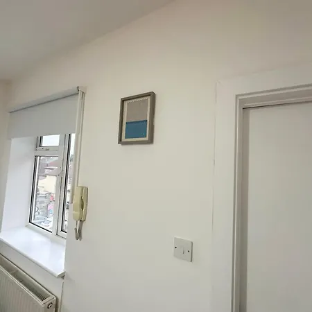 Wembley Stadium Serviced 2, 12mins To Central * London