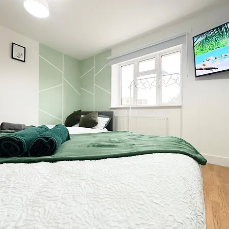 Apartment Acacia Wembley Stadium Apartments, By Edens
