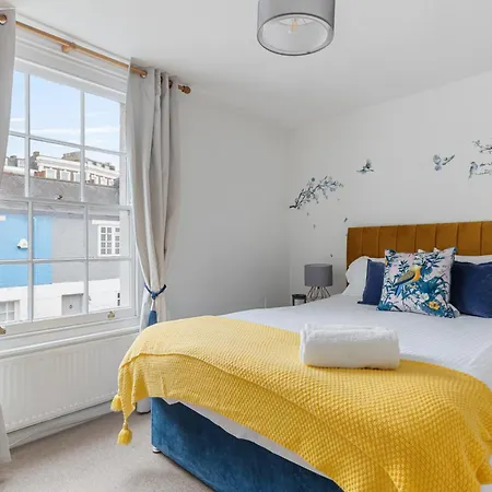 Kensington Two Bedroom House *