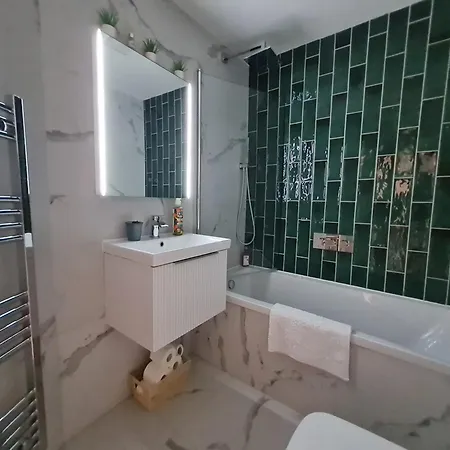 London, Private Homestay