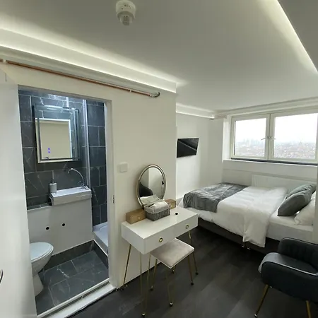 Wandsworth * London