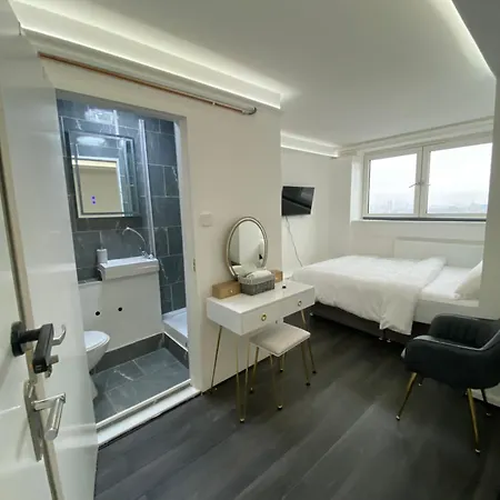 Wandsworth Homestay
