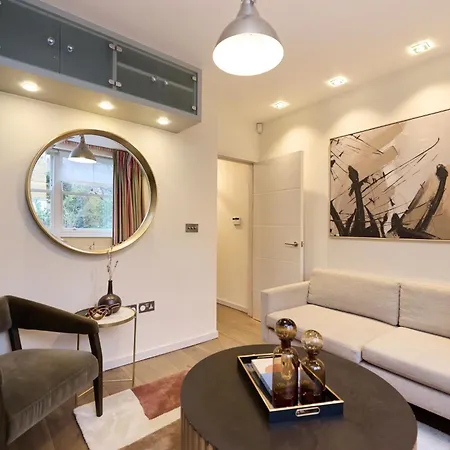 The South Hampstead Hideaway - Stylish 6bdr *