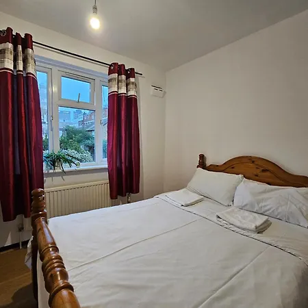 E14 Guest house *