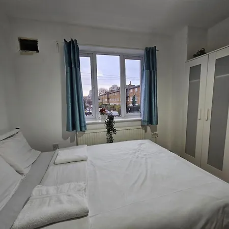 Guest house E14 *