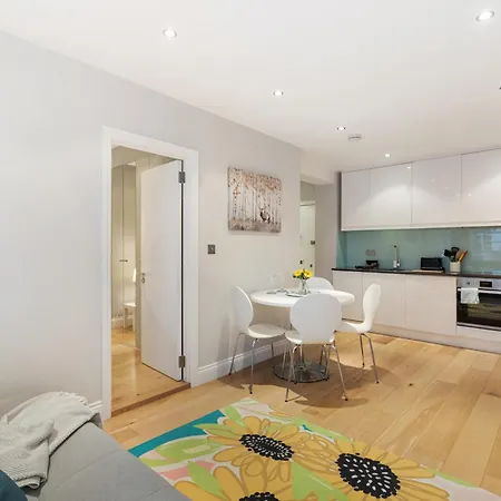 Apartment Nell Gwynn 1