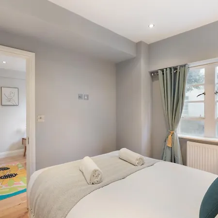 Nell Gwynn 1 Apartment
