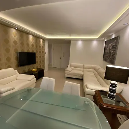 Apartment Wimbledon London