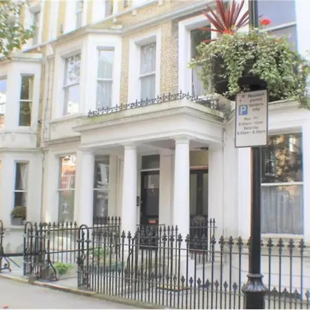 Apartment Stunning 2bed 2bath In Earls Court Sleeps Six *