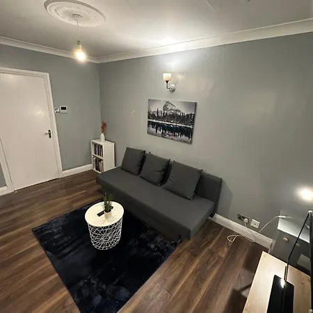 Appartement Charming 1 Bedroom Flat With Living In Kings Cross, St Pancras No Lift Londen