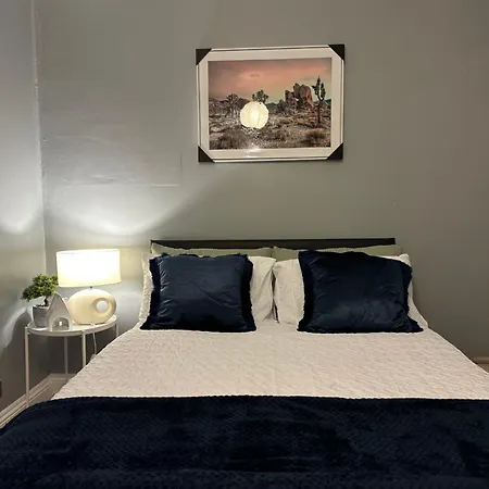 Charming 1 Bedroom Flat With Living In Kings Cross, St Pancras No Lift * Londen