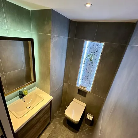 Apartment In The Heart Of London