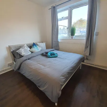 Cable Homestay London