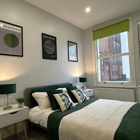 Apartment Luxury Battersea 2 Bed - 2min Walk From Station