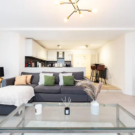 Modern 1 Bedroom North London