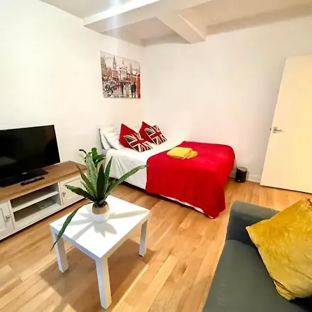 2 Bed Flat Near To Tower Bridge * London