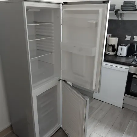 Apartment Spacious 5-bedroom, 4-bathroom In Central Zone 1 London
