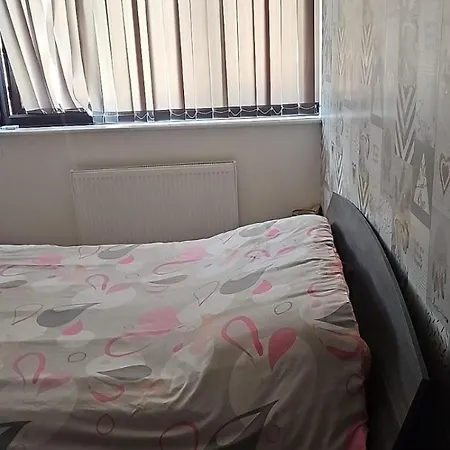 Guest house Cosy House Close To Bridge London