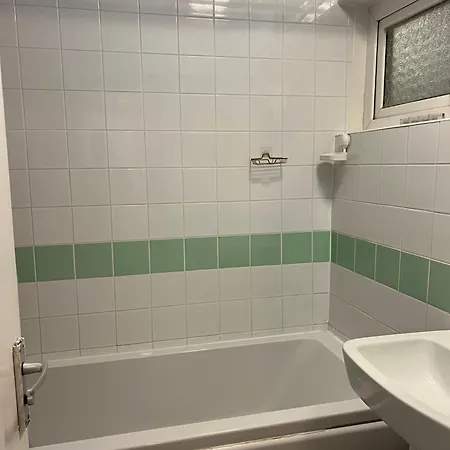 Apartment Budget Friendly In London