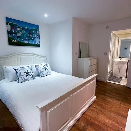 Apartment Hammersmith Broadway London
