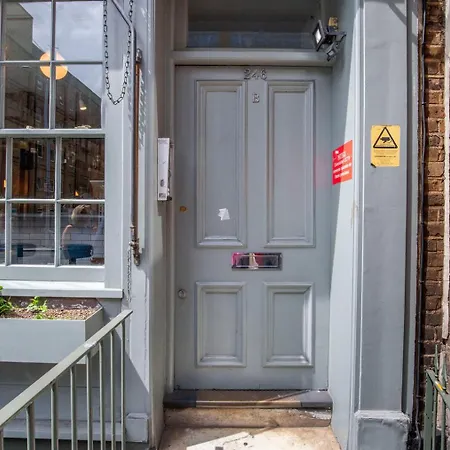 Blueground Chelsea Nr Bars Dining River Lon-546 * London