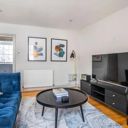 Blueground Chelsea Nr Bars Dining River Lon-546 Apartment