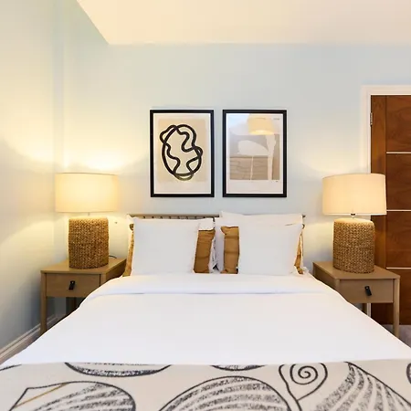 The Kensal Place - Modish 2bdr Flat With Study Apartment *