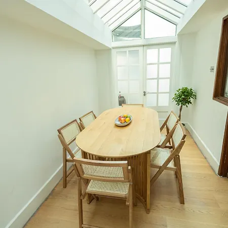 2bedroom Gem In The Heart Of Kensington *
