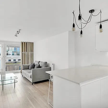 Relay Radiant Chelsea Flat With View * Londres