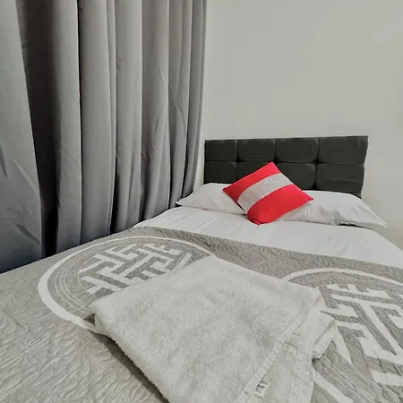 Hotel Venice *