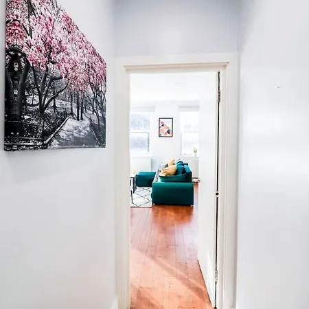 Luxury Battersea 2 Bed - 2min Walk From Station London