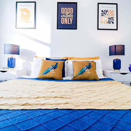 Luxury Battersea 2 Bed - 2min Walk From Station Apartment London
