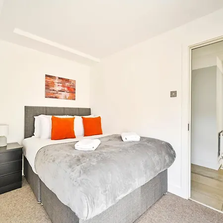 Farringdon Comfortable 2 Bed