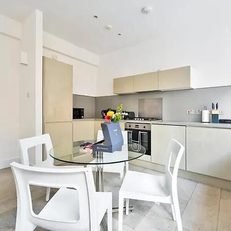 Farringdon Comfortable 2 Bed