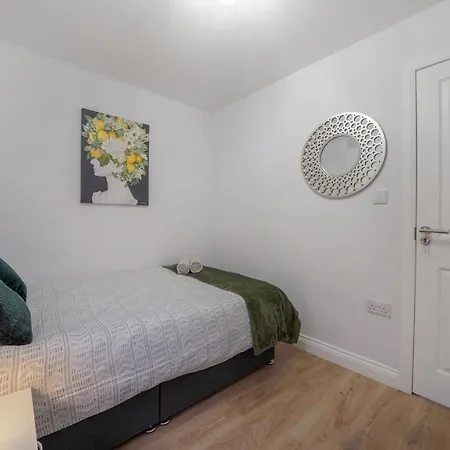 Hububb Seven Sisters Apartment *