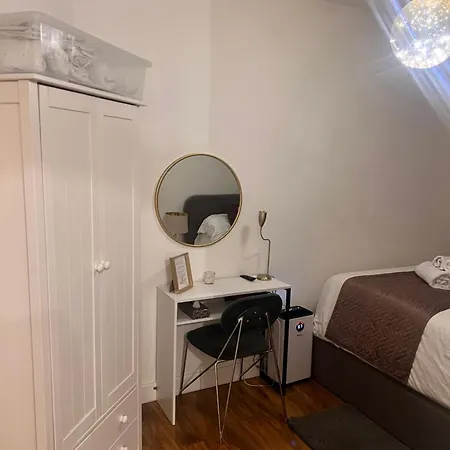 Beautiful Flat One Bedroom In Apartment London