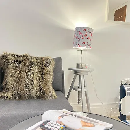 Apartment Entire In