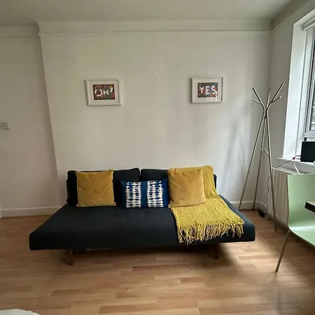 Cosy Covent Garden Apartment