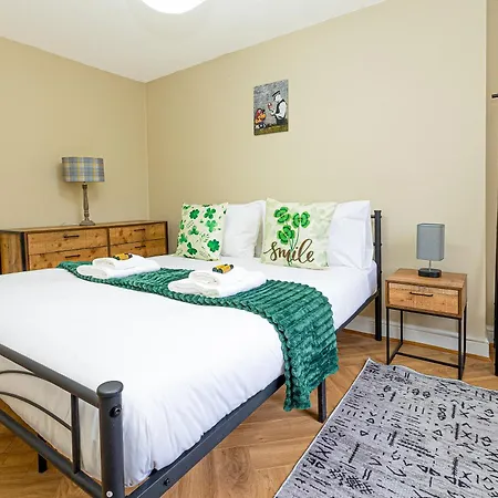 Charming Two Bedroom In Camden