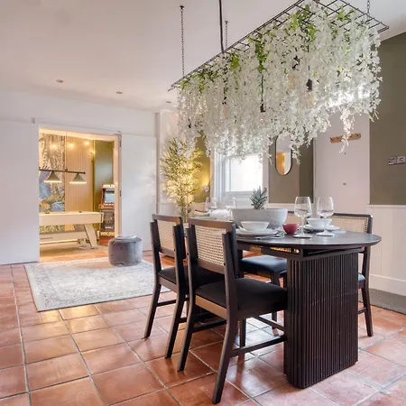Holland Park - Games & Parking Holiday home London