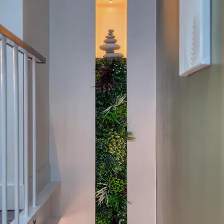 Holiday home Holland Park - Games & Parking