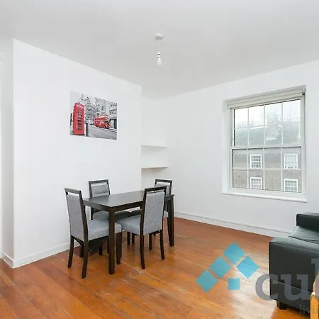 Zone 1 Apartment, 3 Bedrooms Apartment *